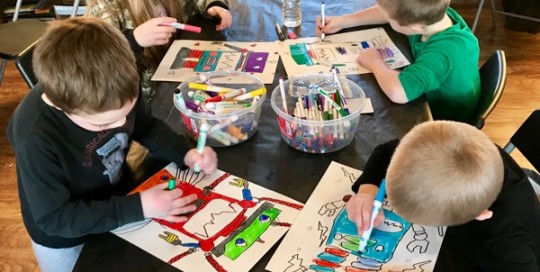 Coloring Robots