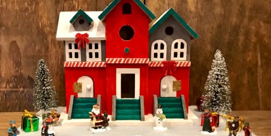 Santa’s Workshop Centerpiece